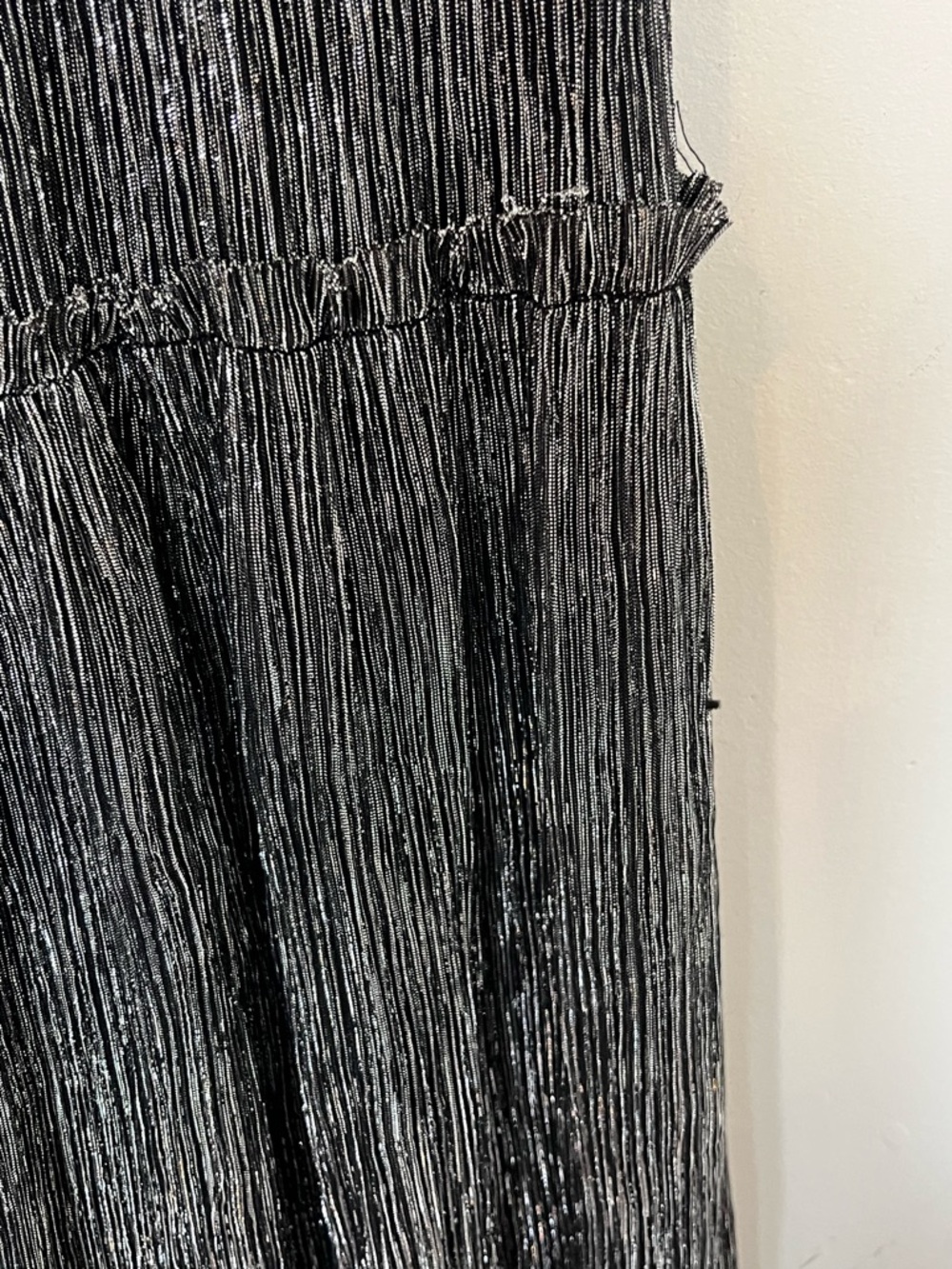 Lulus Metallic Maxi Dress Silver Tiered Plissé VNeck M Screen Worn The Boys - Picture 7 of 12